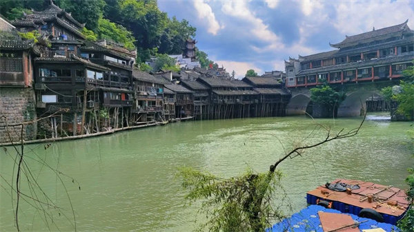 “湘”約鳳凰，相守未來——2022博皓快樂湖南行    -22